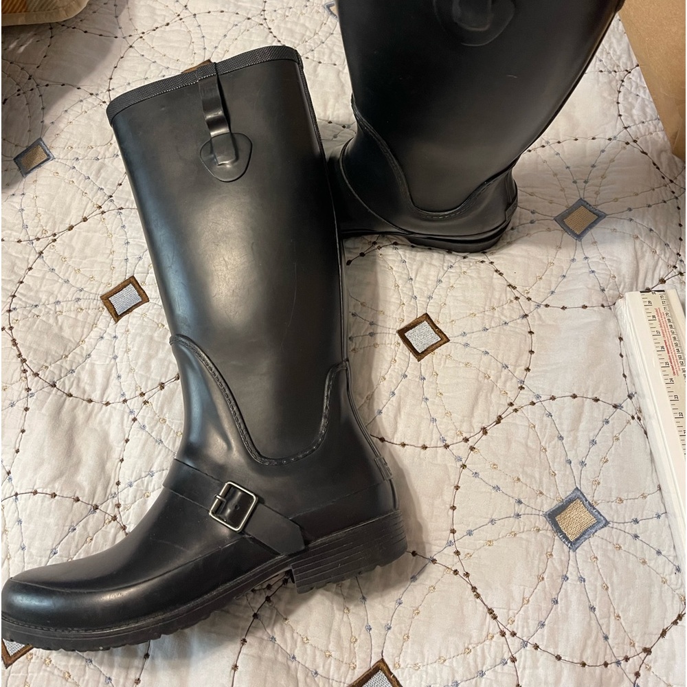 Woman’s LLBean Wellies